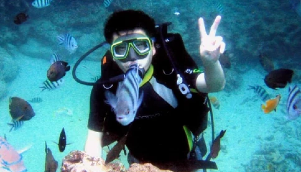 b053e3_d74387fedb1440abb19ab28d3321e24f_mv2