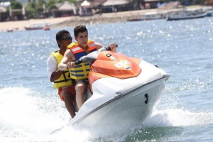 b053e3_e85f9c58b56548ea97a182658e5dad53_mv2